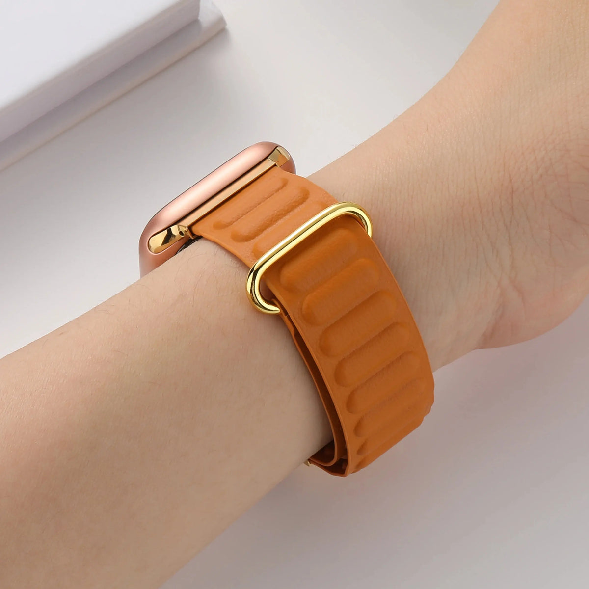 Leather Strap For Apple Watch Band 45mm 41mm Series 9 8 7 44mm 40 38mm 42mm Magnetic Loop Link Bracelet For iWatch Ultra 2 41mm Avontic
