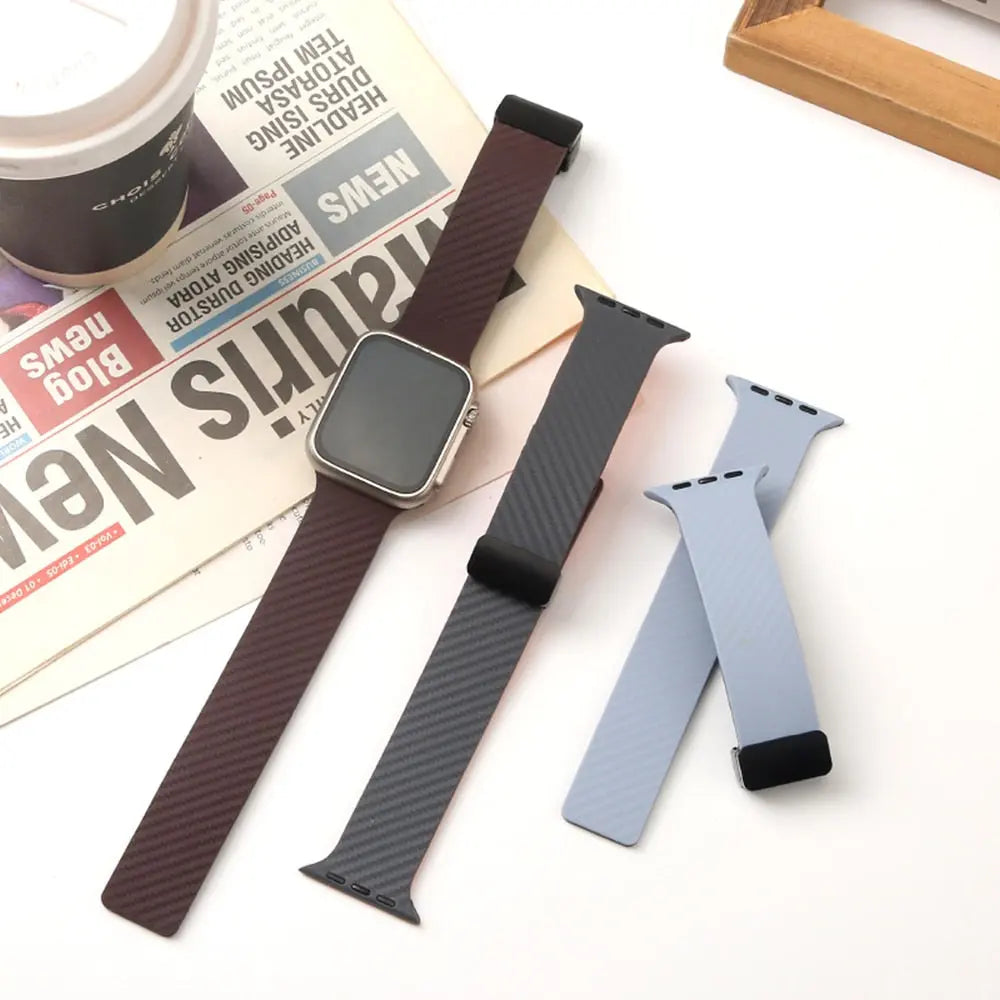 For Apple Watch Band 49mm 45mm 41mm 44mm 40mm 38/42mm Carbon Fiber Magnetic Silicone Strap Bracelet for IWatch Ultra SE 8 7 6 5 Avontic