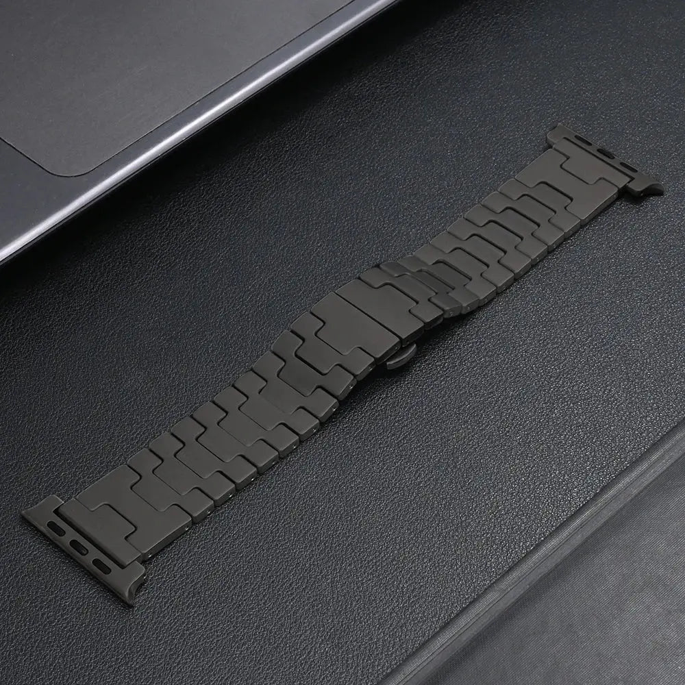 TitanEdge Luxe – Premium Titanium Metal Band for Apple Watch — product view 6