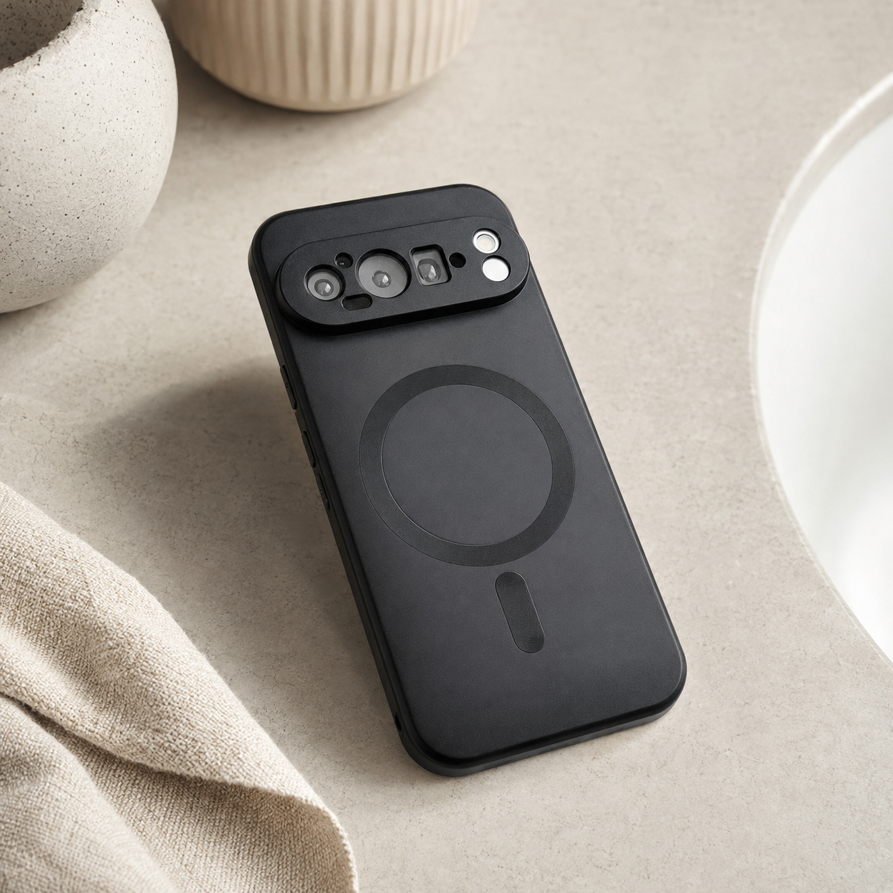 Avontic MetallicAura Google Pixel case lifestyle product image