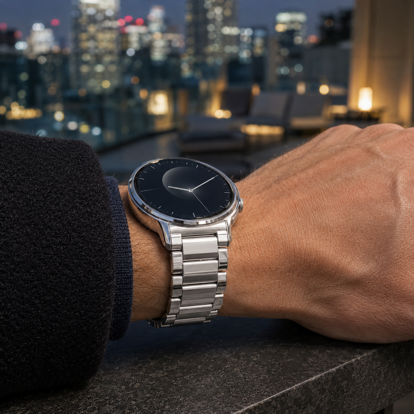 Avontic SteelArc stainless steel Galaxy Watch band in an urban evening setting